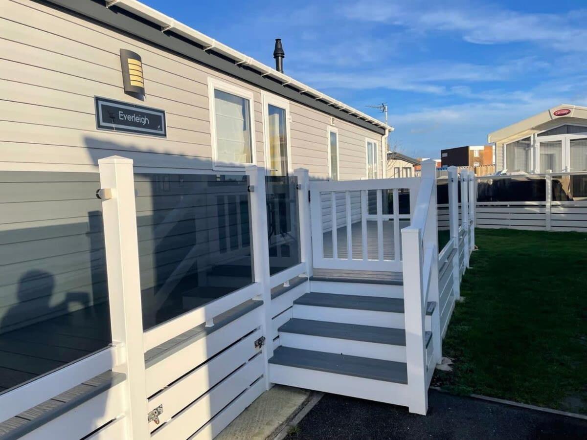 42 Woodland Walk Pevensey Bay Holiday Park Sleeps 6 Exterior photo