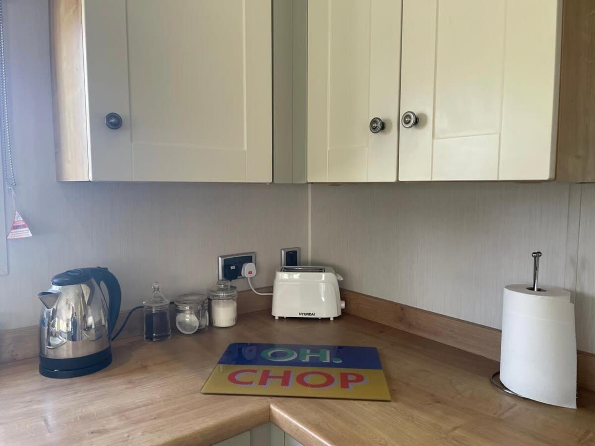 42 Woodland Walk Pevensey Bay Holiday Park Sleeps 6 Exterior photo
